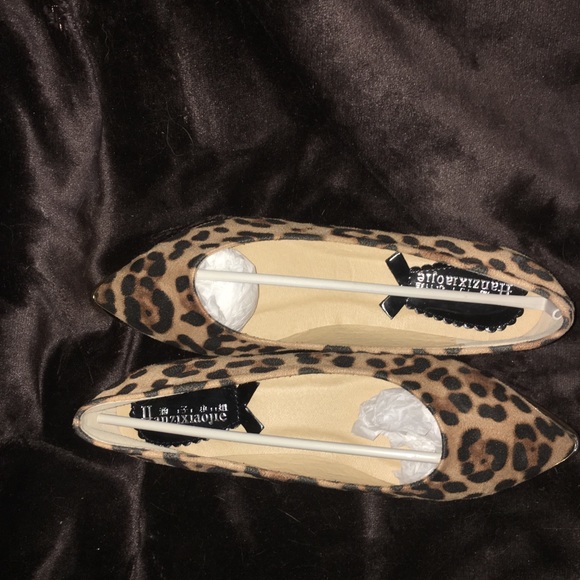 Leopard print flats - Picture 2 of 3